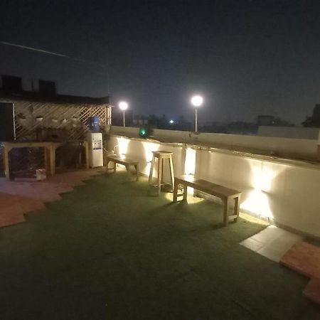 Hostel Sprinklers Nowe Delhi Zewnętrze zdjęcie