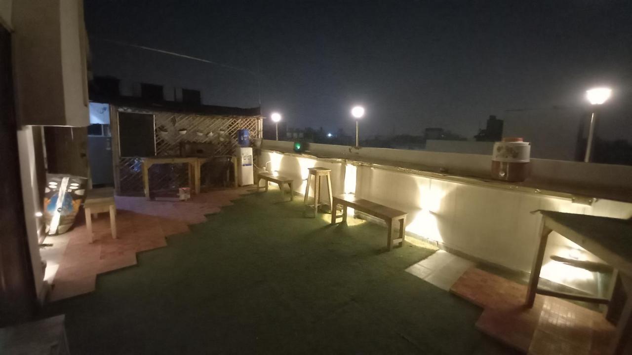 Hostel Sprinklers Nowe Delhi Zewnętrze zdjęcie