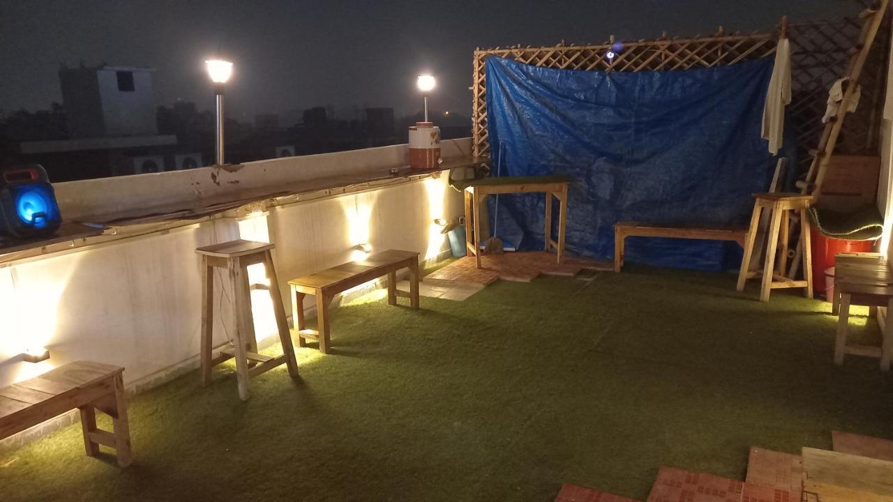 Hostel Sprinklers Nowe Delhi Zewnętrze zdjęcie