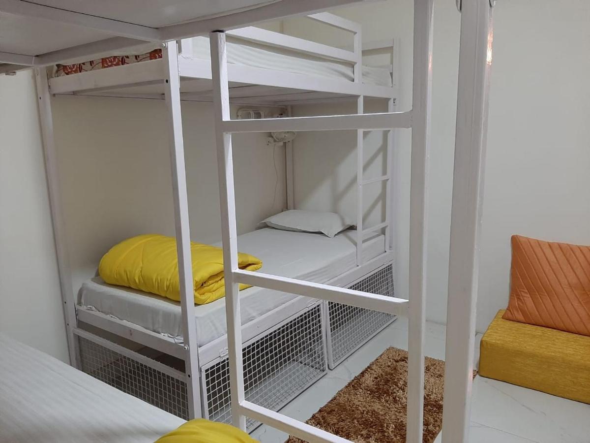 Hostel Sprinklers Nowe Delhi Zewnętrze zdjęcie