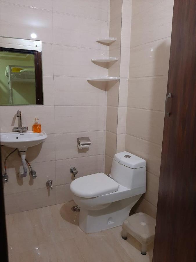 Hostel Sprinklers Nowe Delhi Zewnętrze zdjęcie