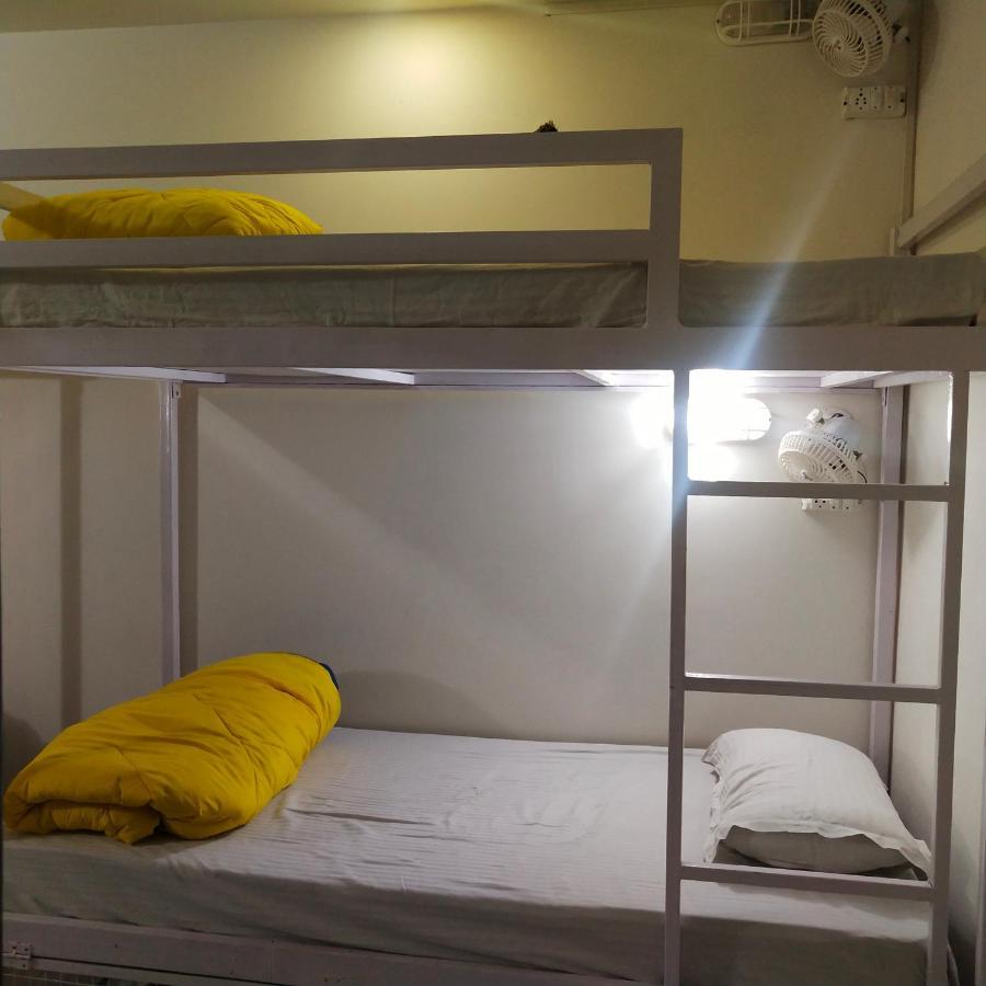 Hostel Sprinklers Nowe Delhi Zewnętrze zdjęcie