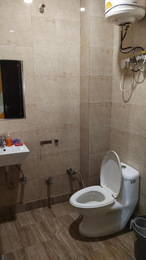 Hostel Sprinklers Nowe Delhi Zewnętrze zdjęcie