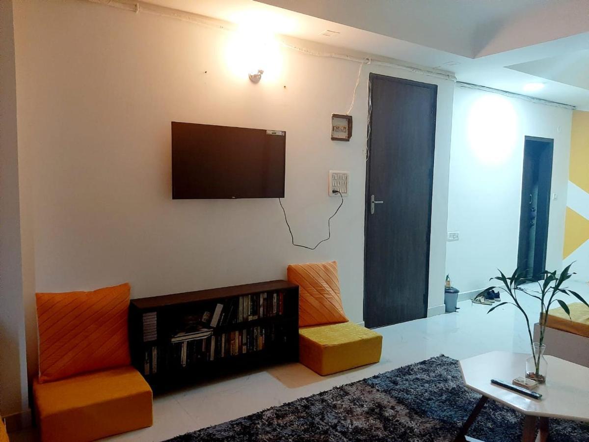 Hostel Sprinklers Nowe Delhi Zewnętrze zdjęcie